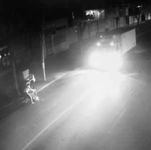 為公司采購(gòu)省錢，竟然半夜連偷33個(gè)垃圾桶